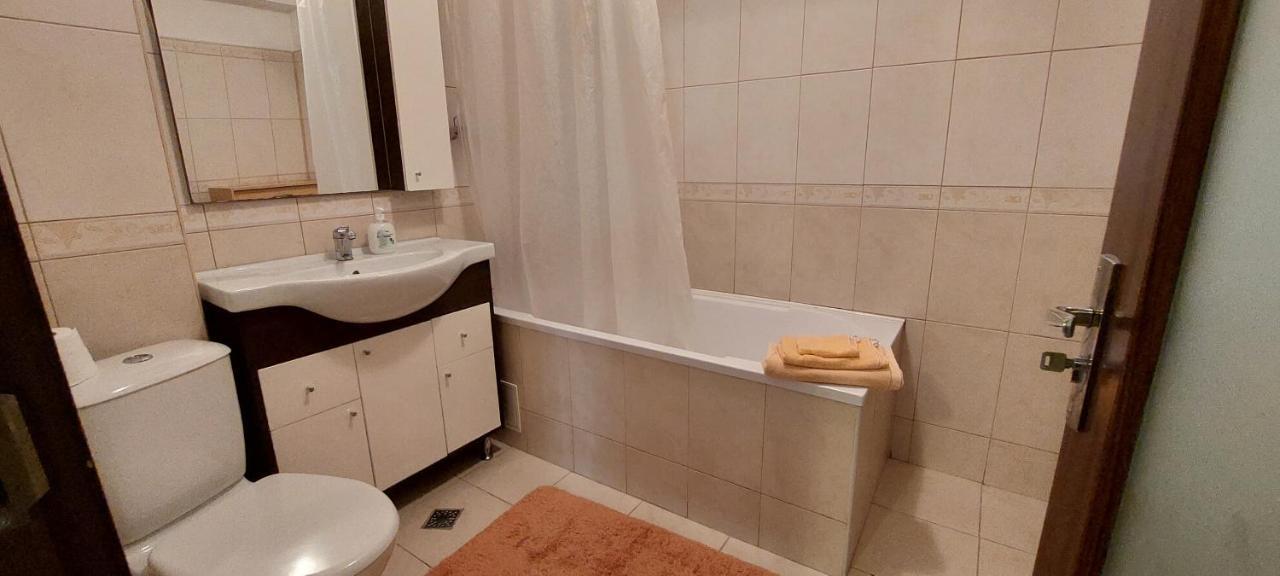 Apartament Cu 3 Camere Cluj-Napoca Exterior photo