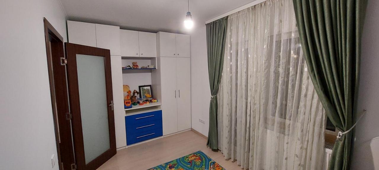 Apartament Cu 3 Camere Cluj-Napoca Exterior photo