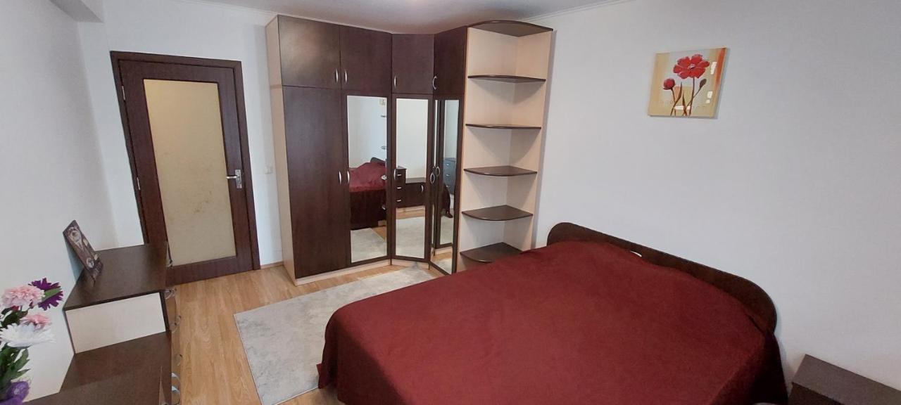Apartament Cu 3 Camere Cluj-Napoca Exterior photo